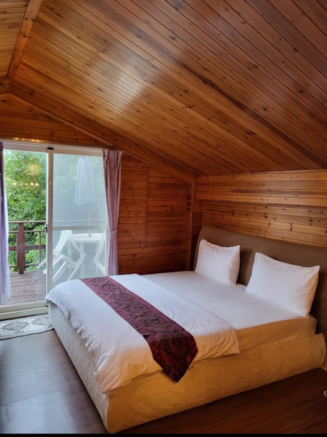 Sea-Hi B&B Yanliau Экстерьер фото